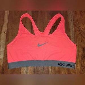 M Nike Pro Sports Bra